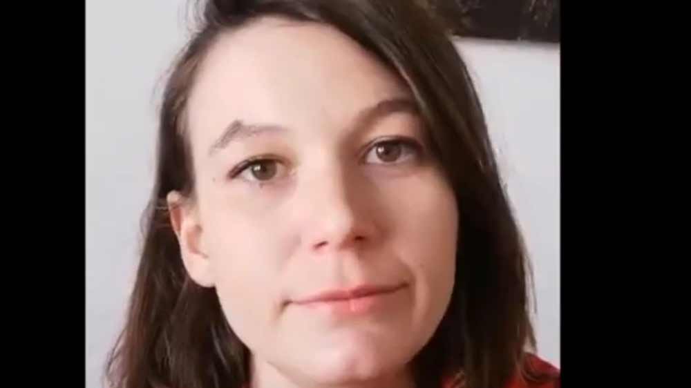 Arbeiten allein zu Haus: Hannah Simon aus dem Home Office