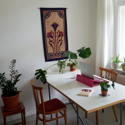 Arbeiten allein zu Haus: Amina Rayan, Mitarbeiterin im Projekt MIKADO ©privat