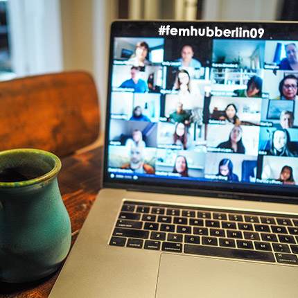 #femhubberlin09 – Netzwerktreffen Frauen und digitale Bildung (Symboldbild) Foto von Chris Montgomery/Unsplash